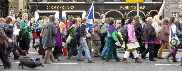 Marchers and dachshunds passing Greyfriars Bobby