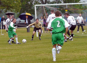Hibs legends running for the Leith Althetic goal